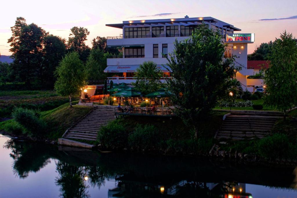 Hotel Le Pont Prijedor Exterior photo